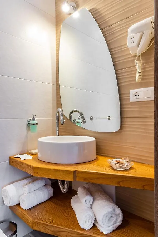 Vittoria Rooms Quartu Sant'Elena Guest house